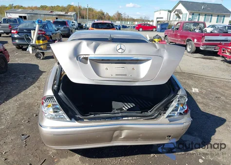 2000 Mercedes-Benz S 500 z USA, uszkodzony, nr VIN WDBNG75J6YA135225